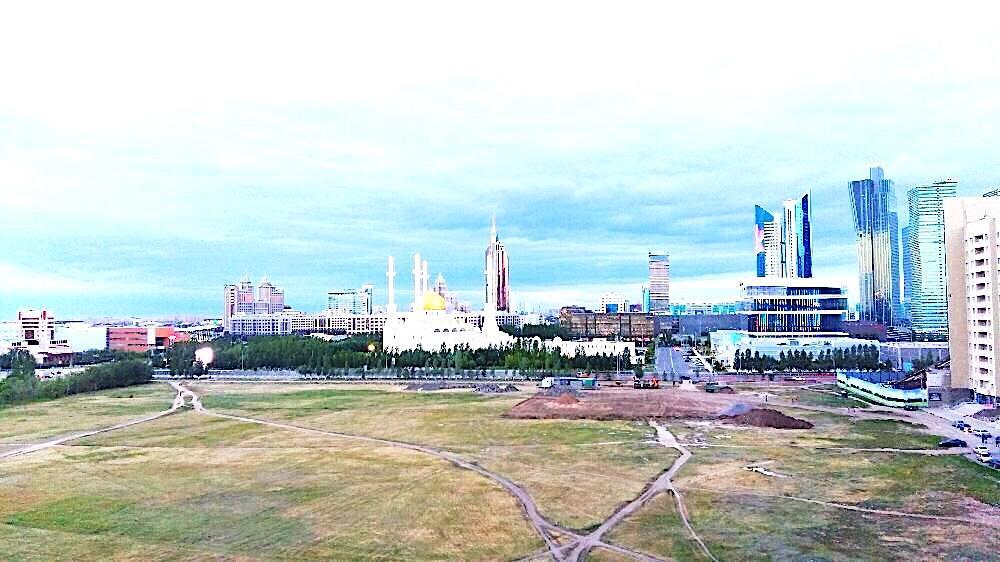 Apartment In Heart Of Astana Екстер'єр фото