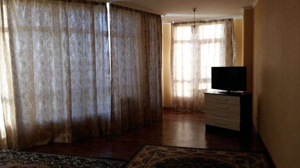 Apartment In Heart Of Astana Екстер'єр фото